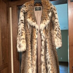 Lynx fur coat